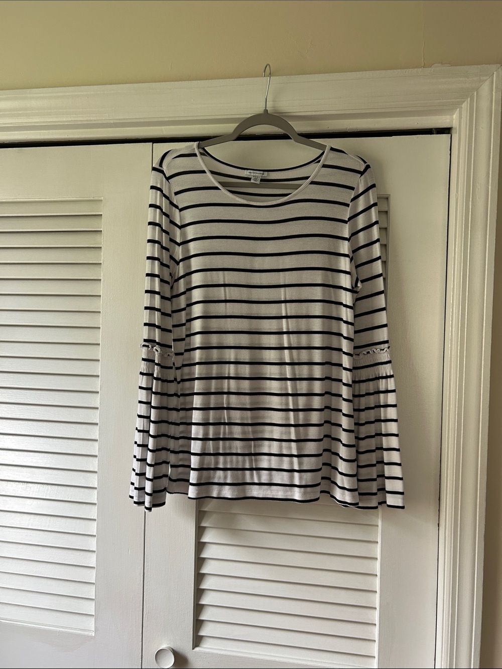 Saks Fifth Avenue Black and White Striped Bell-Sleeve Long-Sleeve Top